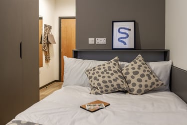 Copper En Suite - Image 1